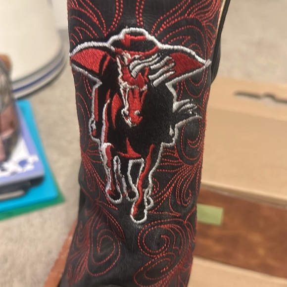 RETIRED Texas Tech Gameday boots - Picture 4 of 8